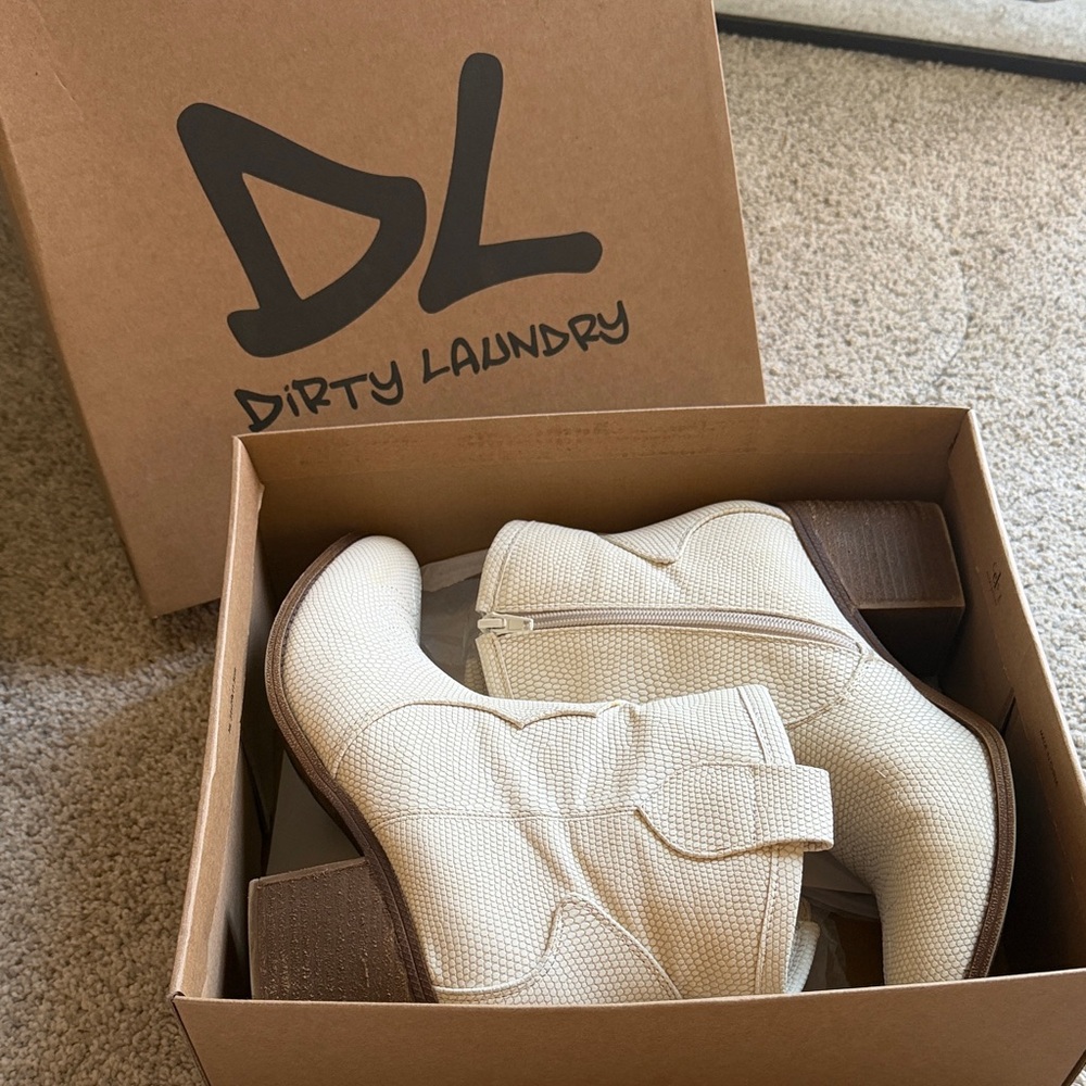 Dirty Laundry Kids Cream Boots